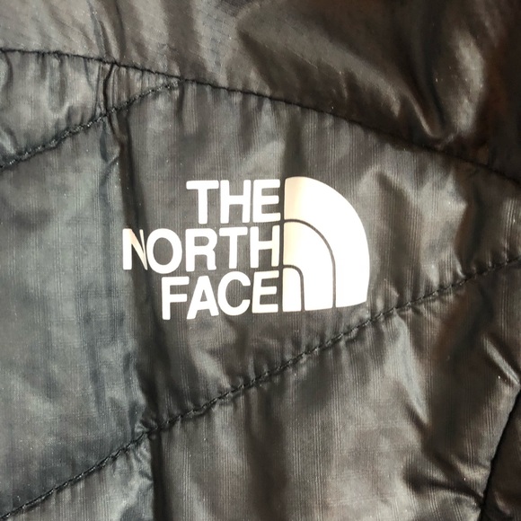 SOLD! NORTH FACE | Summit Series Jacket - Picture 2 of 5